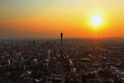 JOHANNESBURG AND SOWETO FULL DAY TOUR